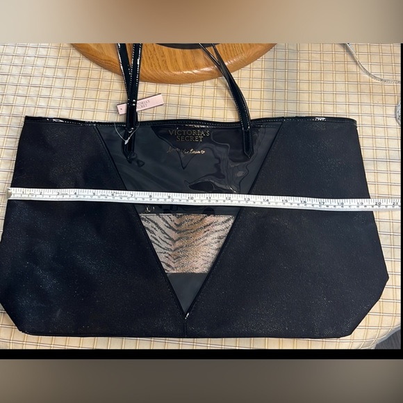 💗VICTORIA’S SECRET NWT BAG - Picture 13 of 16